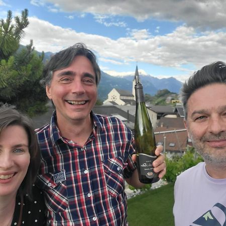 Guesthouse Petit Pre Saint-Léonard エクステリア 写真